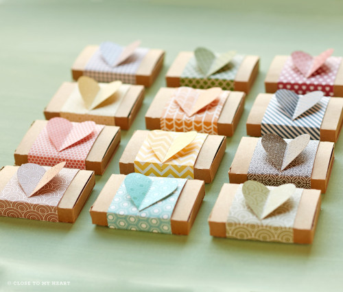 14-ai-accessories-heart-boxes