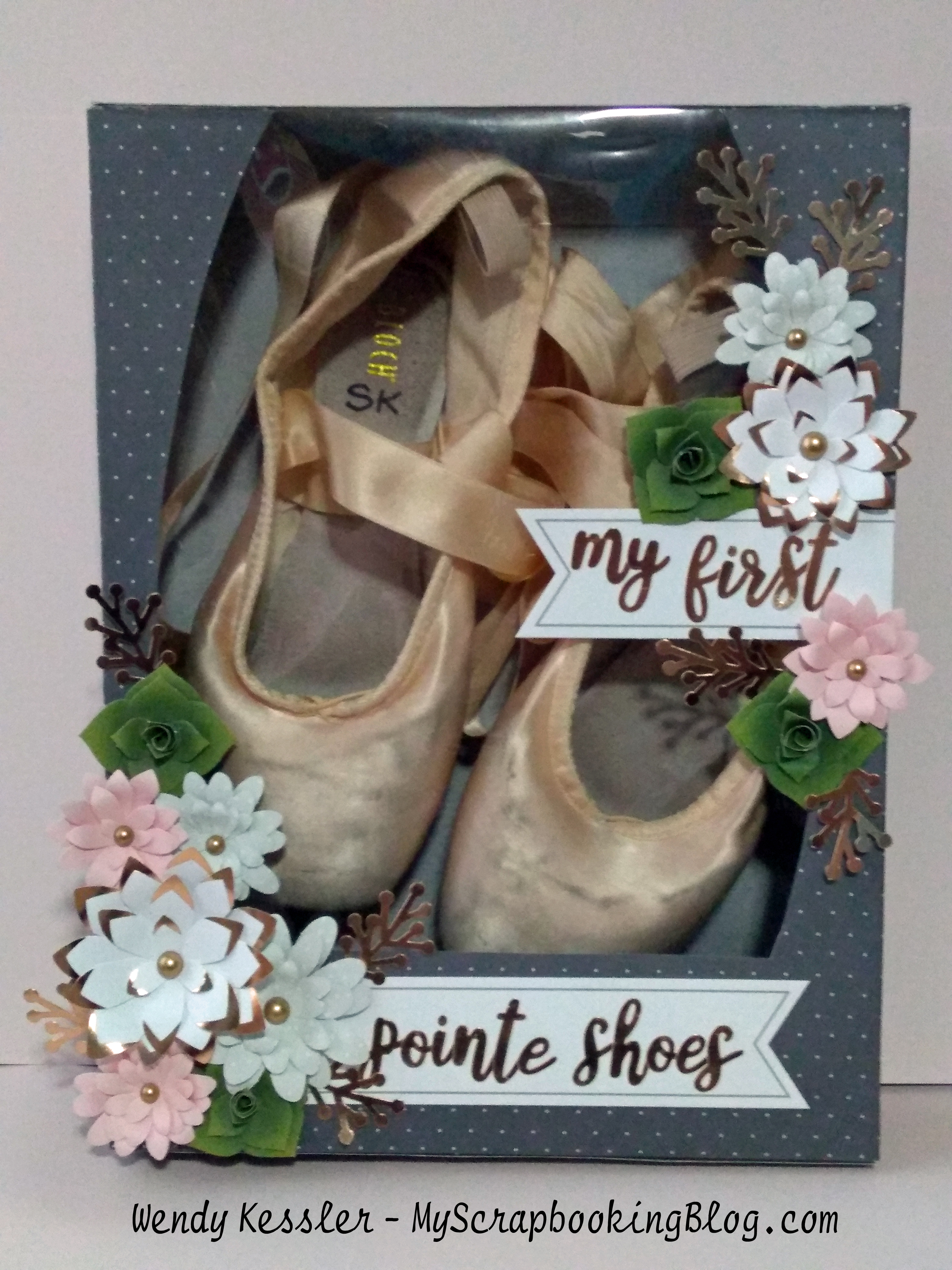 Pointe shoes keepsake display box